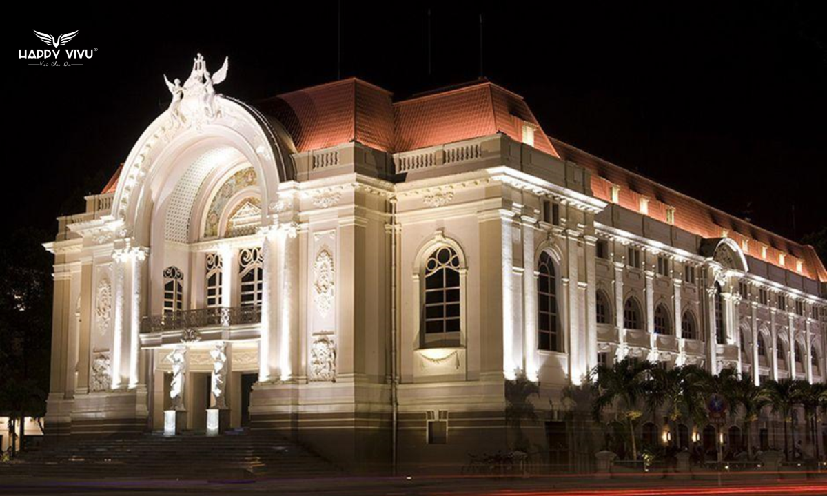 Nhà hát Opera hay Nhà hát lớn Thành phố Hồ Chí Minh là tòa nhà mang nhiều dấu ấn lịch sử của thành phố