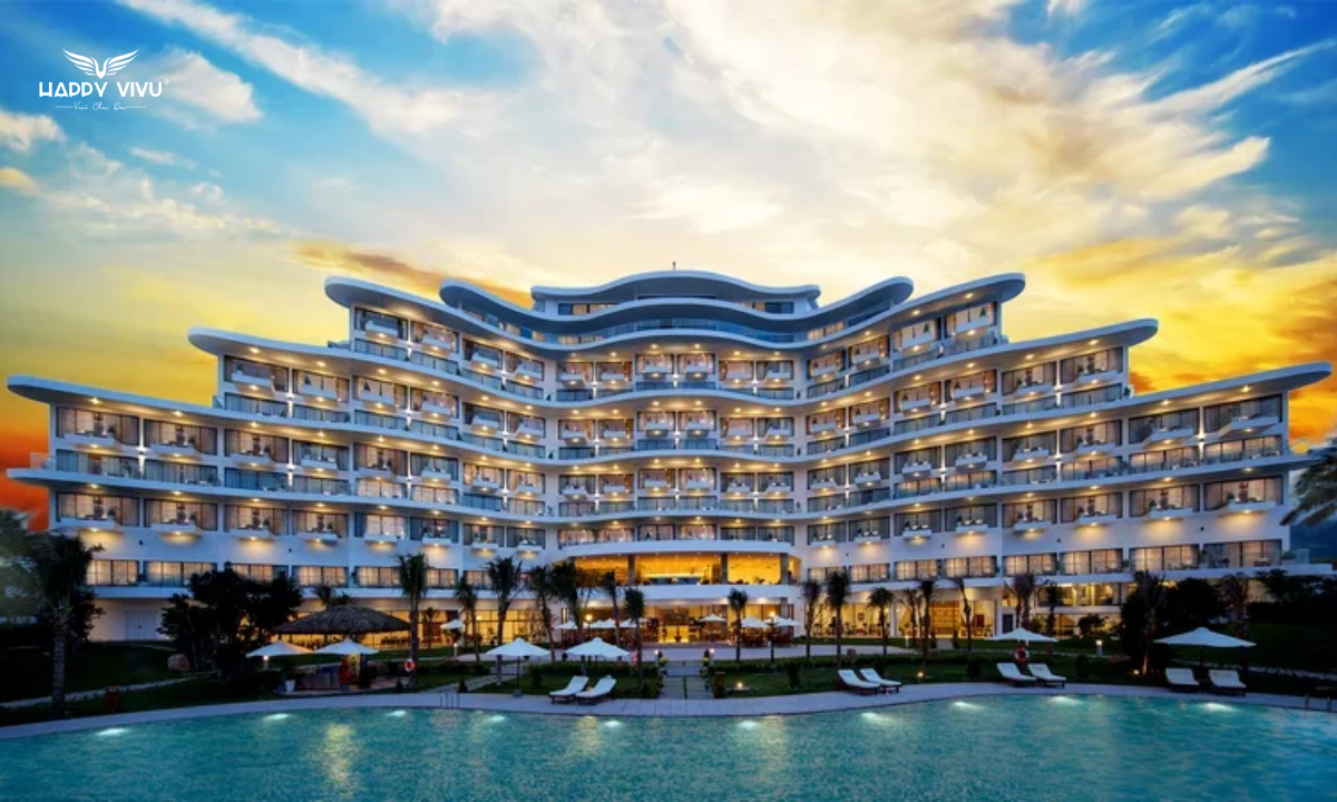 Cam Ranh Riviera Beach Resort & Spa