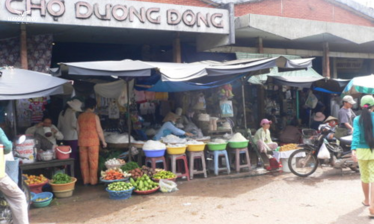 chợ Dương Đông