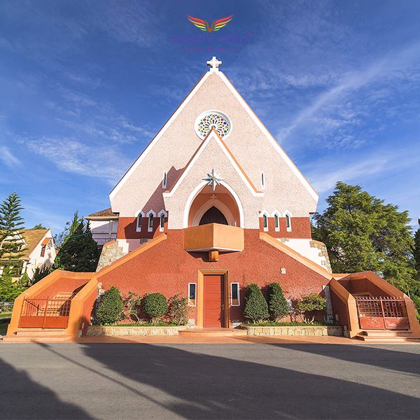 Tour Du Lịch Nha Trang - Đà Lạt 5 Ngày 4 Đêm - Nhà thờ Domain De Marie